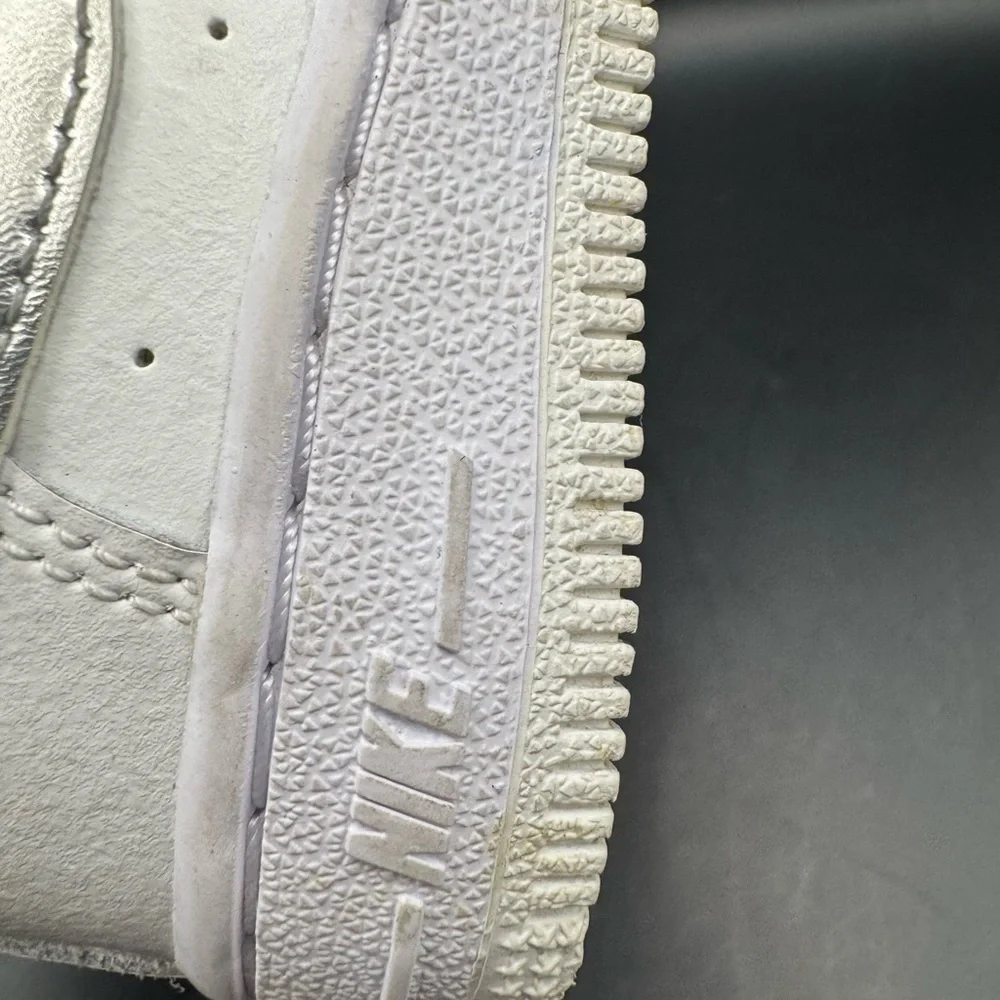 Nike Air Force 1 Low SE Toddler Sneakers Size 5C White Silver Lace Up Sneakers